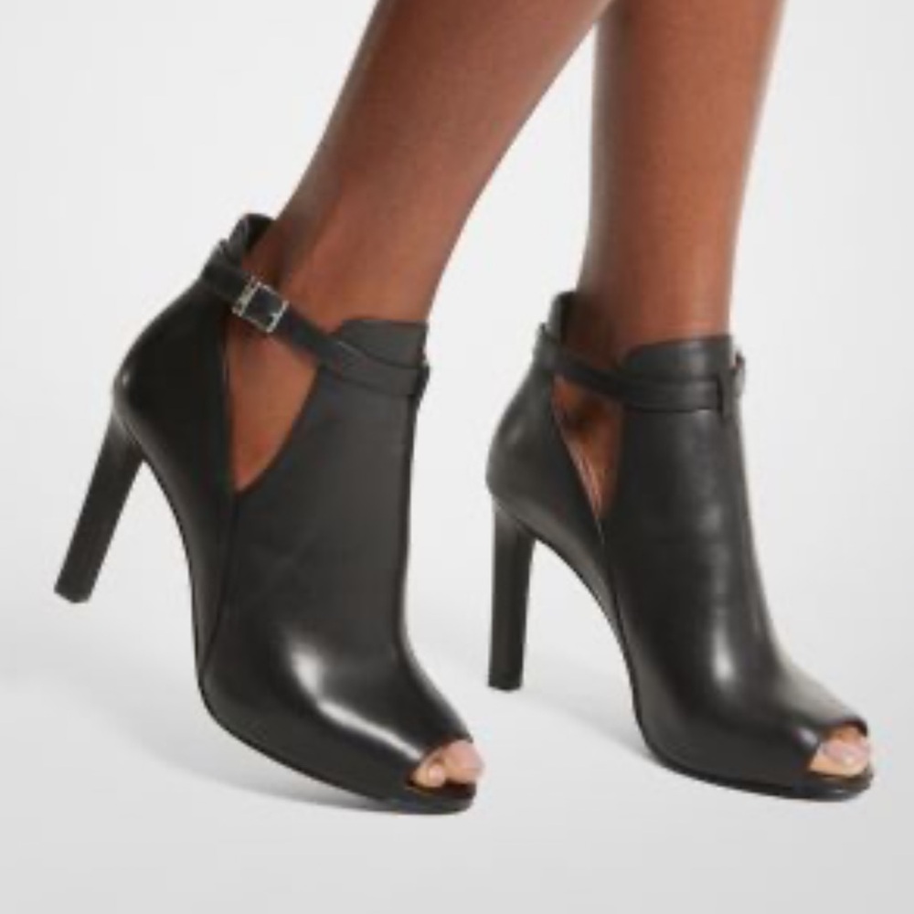 NIB Michael Kors Lawson Peeptoe Heels